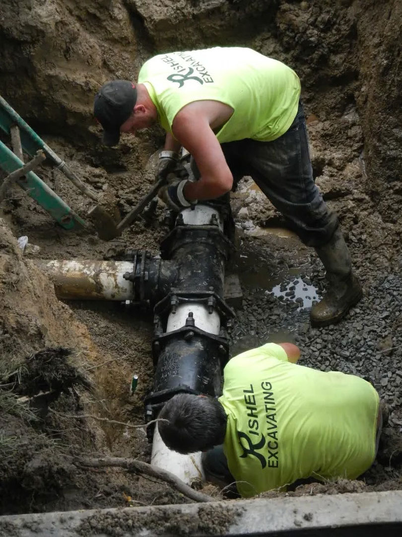 rishel-water-pipes-dudes rishel-water-pipes-dudes